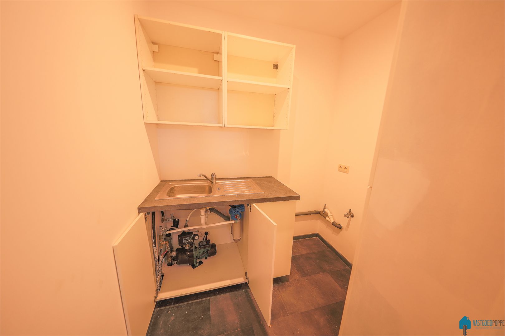 Nieuwbouw woning met tuin en staanplaats - foto 4