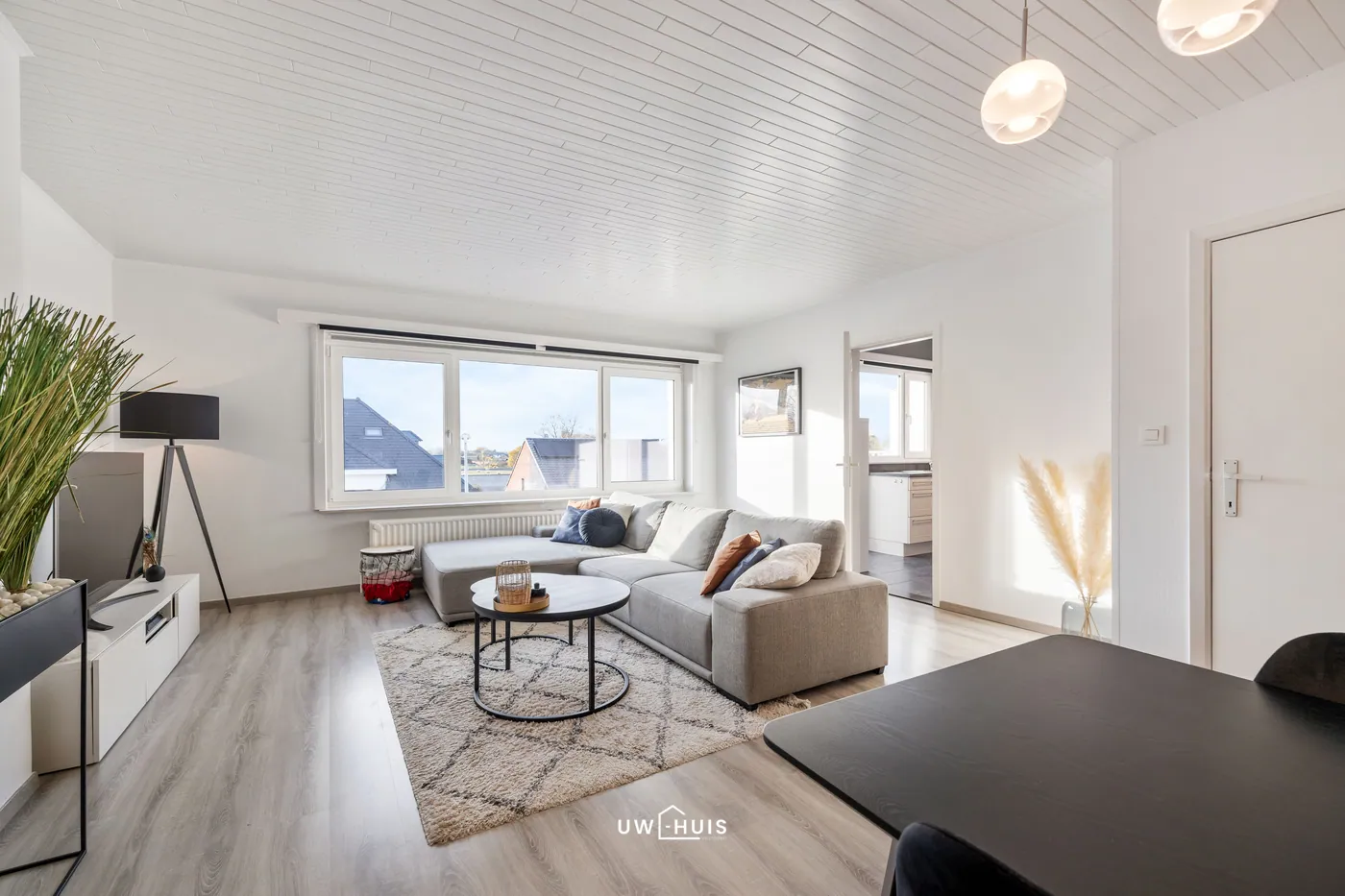 RUIM EN KNAP APP MET 2 SLPK, EPC B EN GARAGE - foto 3