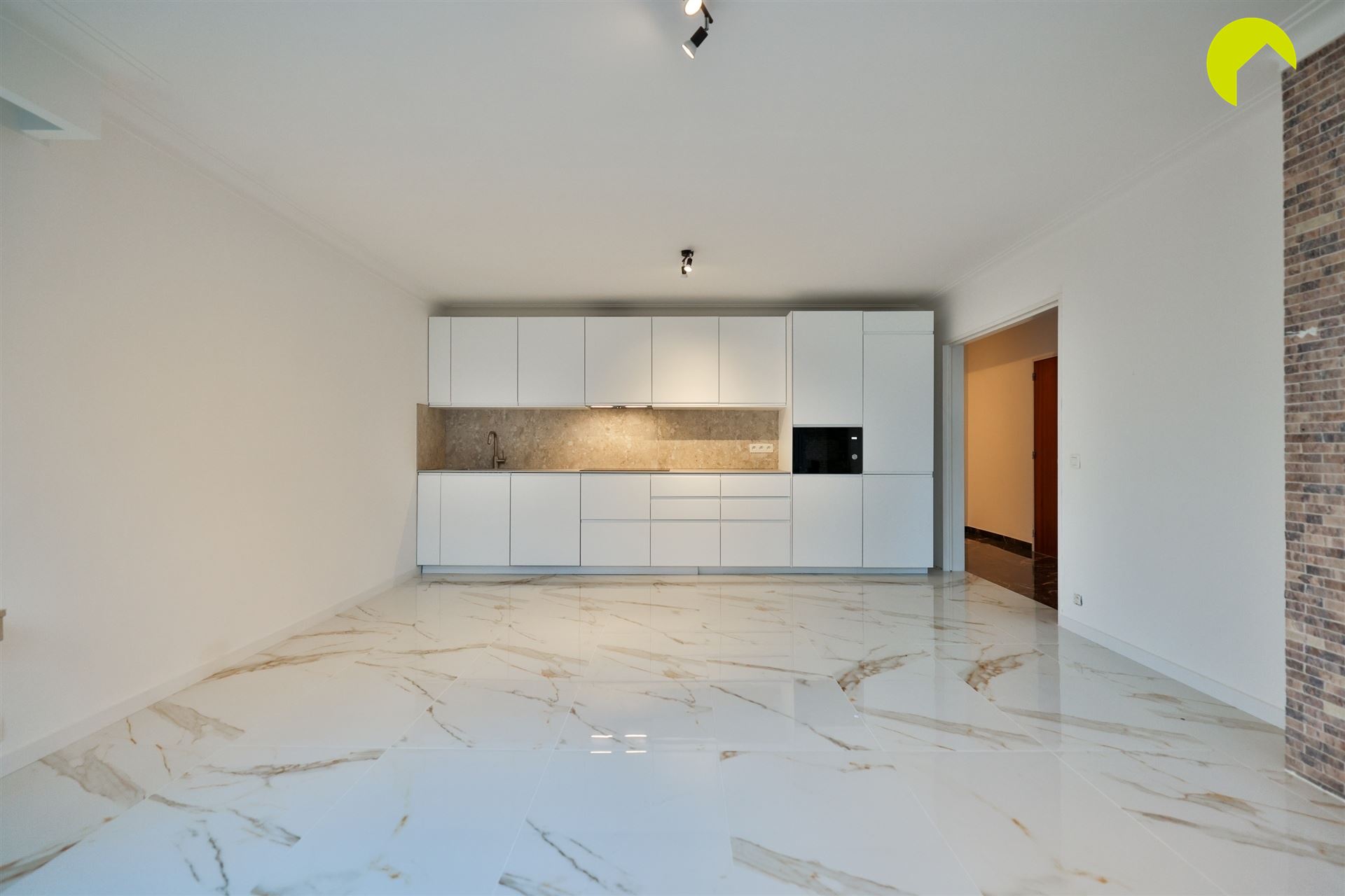 volledig vernieuwd 3-slpk appartement - foto 4