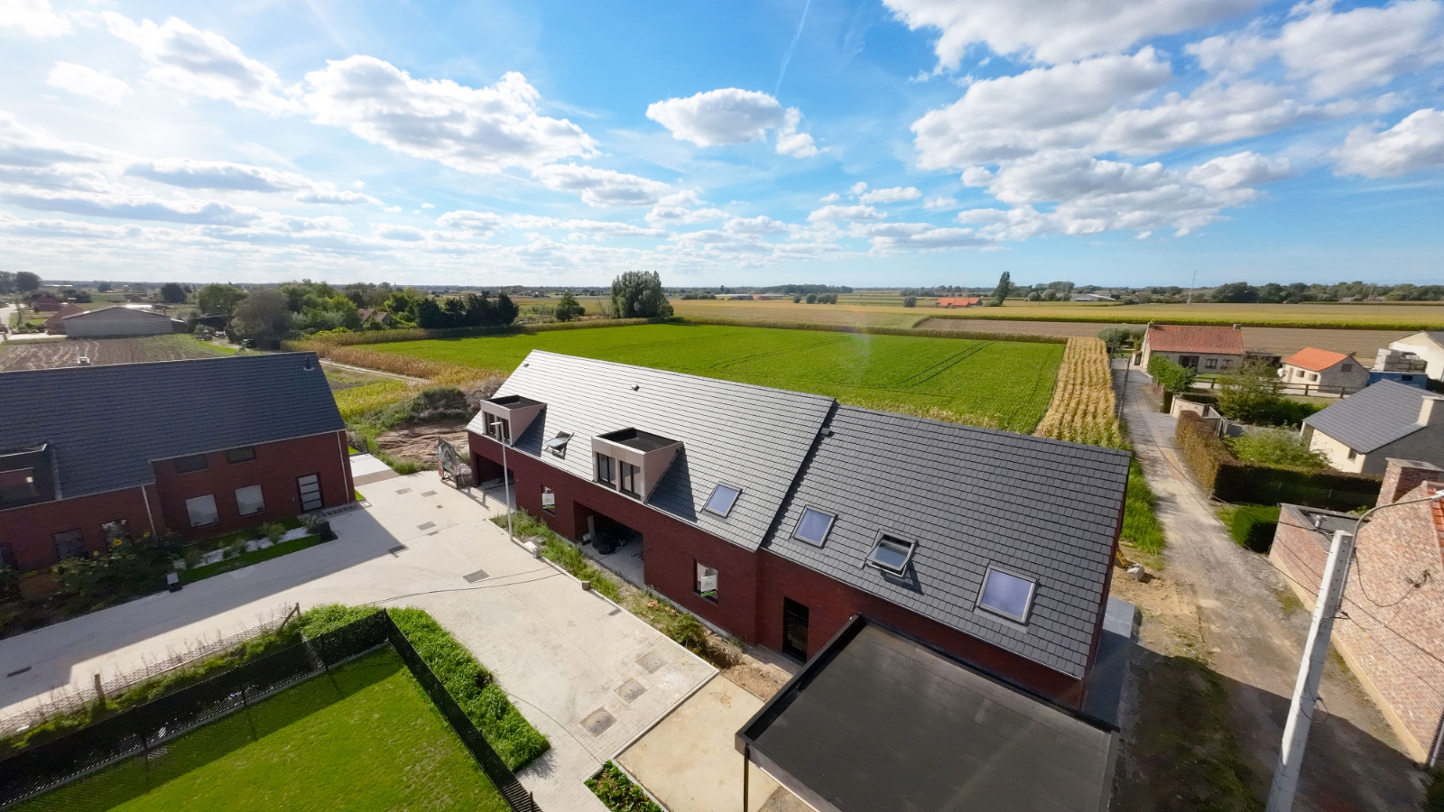 Prachtige nieuwbouwwoning in nieuwbouwproject 'De Mangelaar' - foto 2