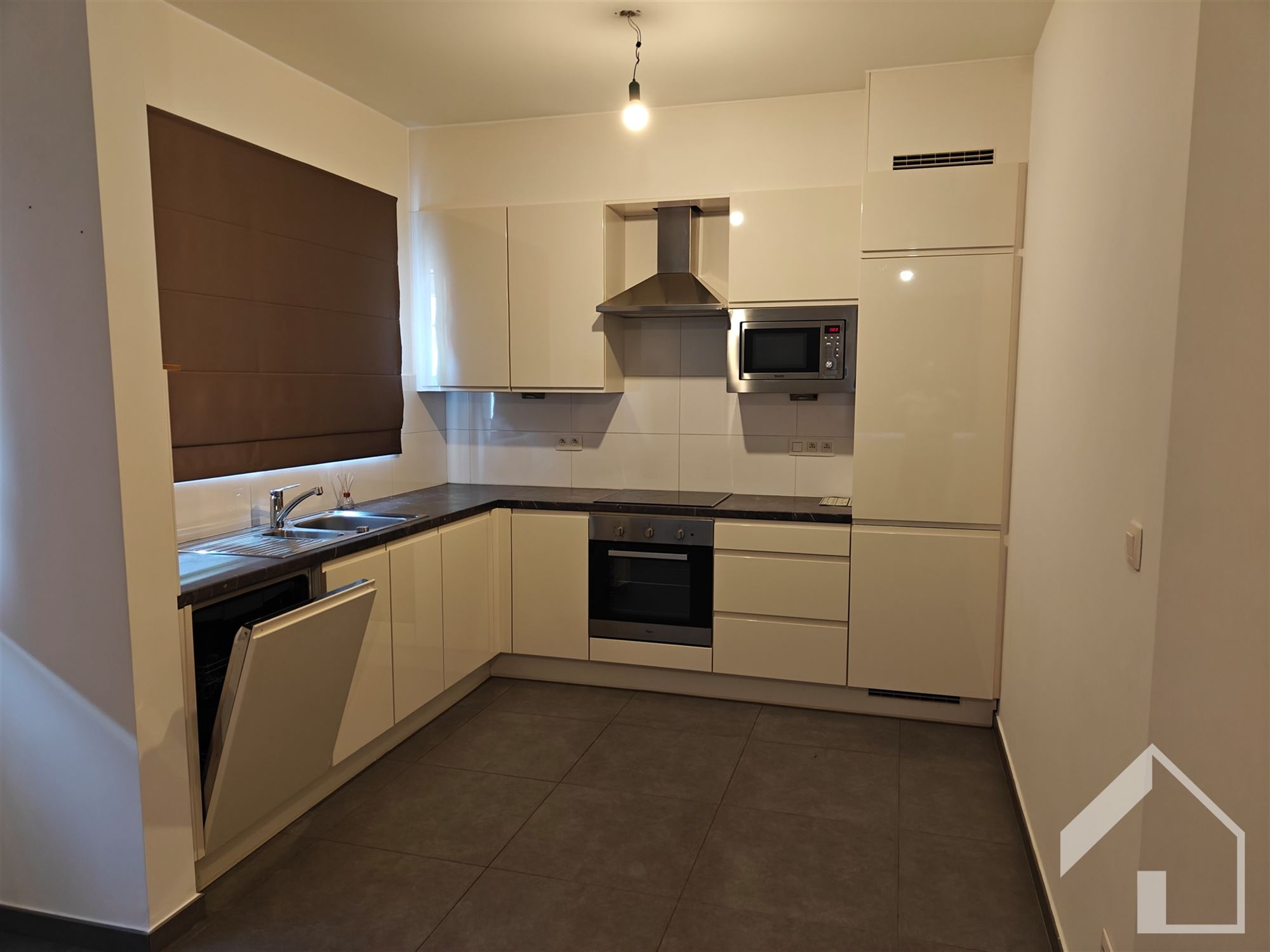 Instapklaar gelijkvloersappartement met 1 slk - foto 4
