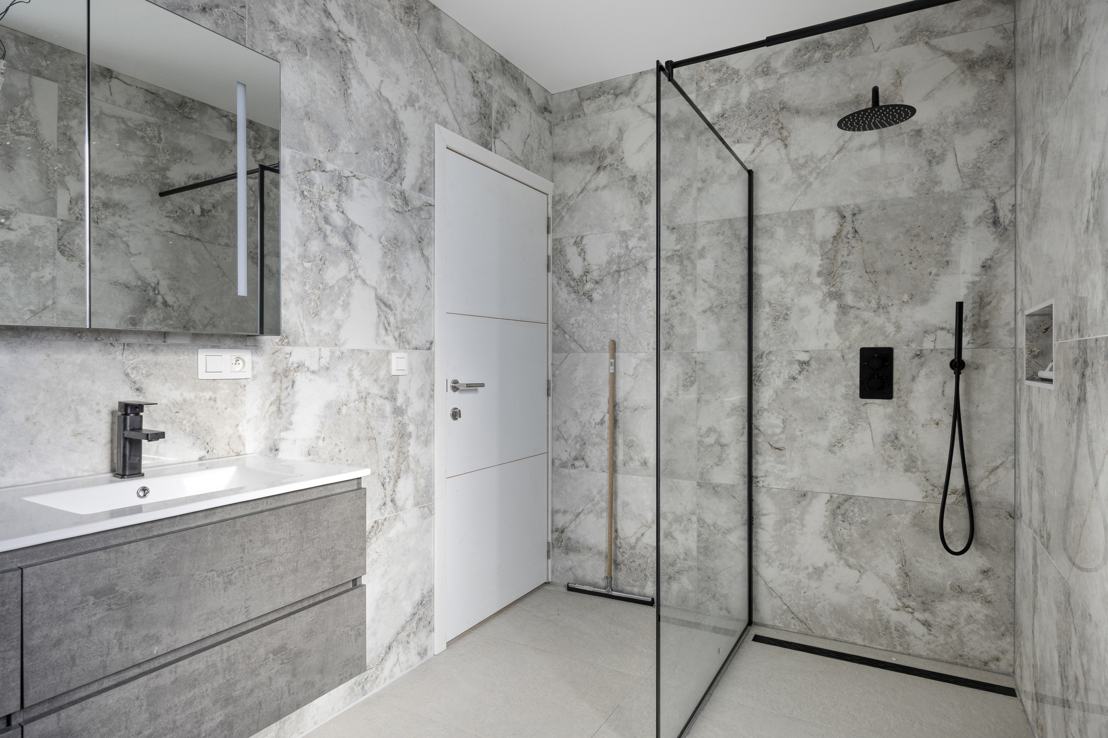 HUURKOOP: Nieuwbouwwoning met 4 slaapkamers, garage en tuin - foto 2