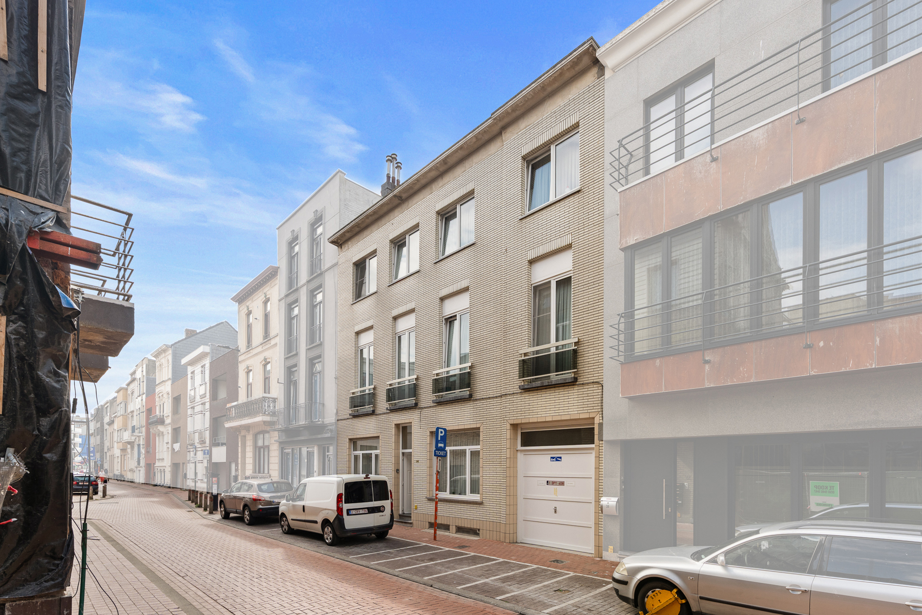 Opbrengsteigendom met 4 vergunde units in Blankenberge - foto 1