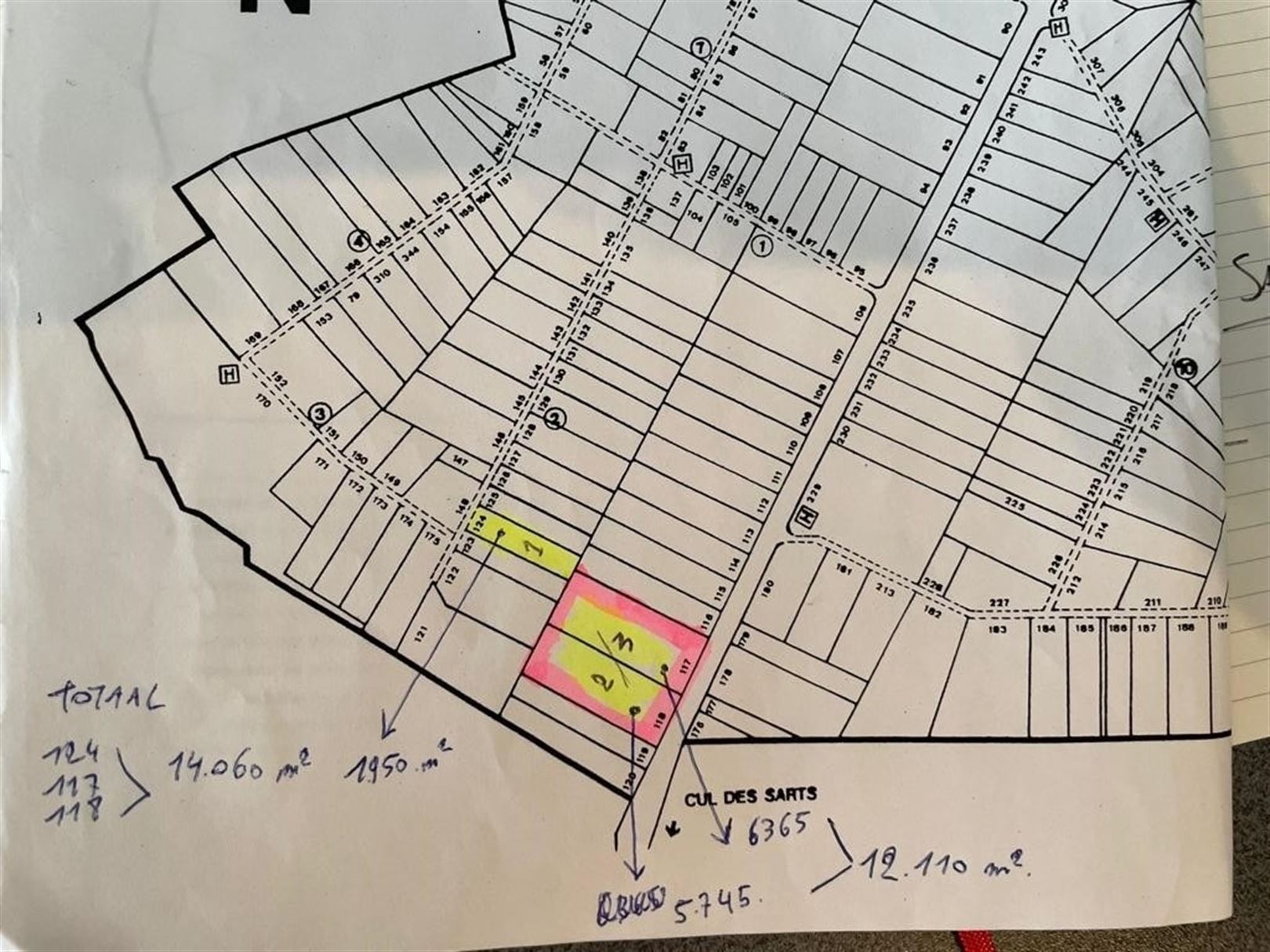 Goed gelegen perceel ! Bouwvergunning zelf aan te vragen.  - foto 2