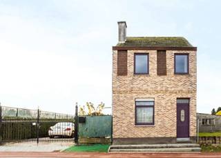 Landelijke woning op perceel van 15are te MoorselStraatbreedte is 12m en diepte van perceel +-150m.Prachtig zicht richting de velden.De woning biedt...