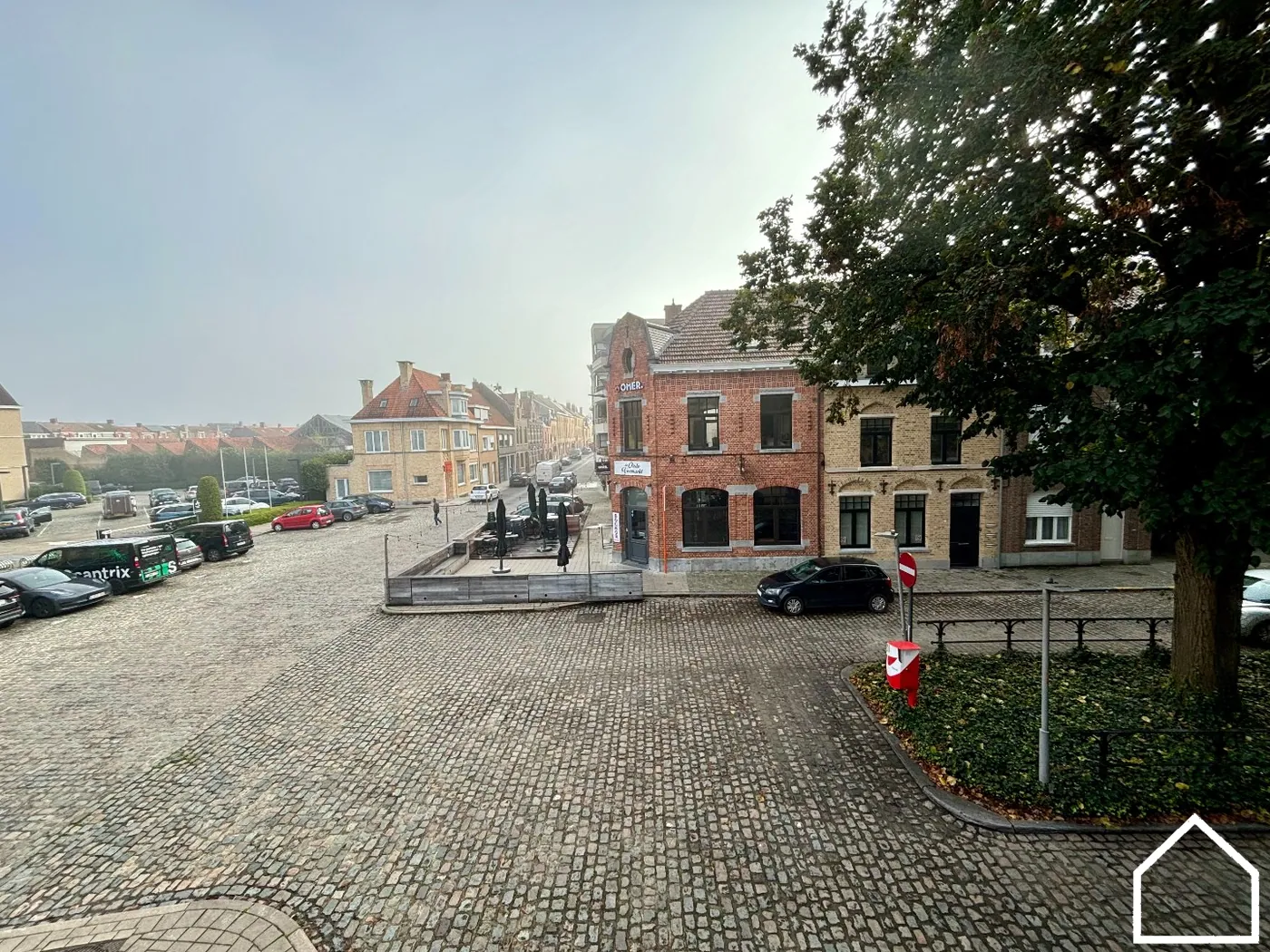 Uniek polyvalent eigendom te stadskern Ieper. - foto 4