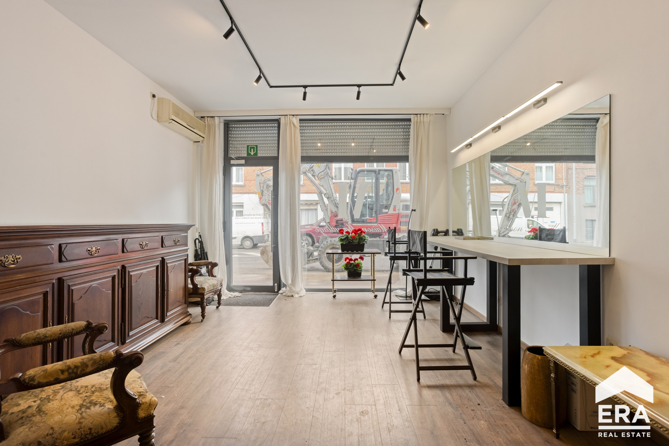 Commerciële handelsruimte in Sint-Pieters-Leeuw - foto 4