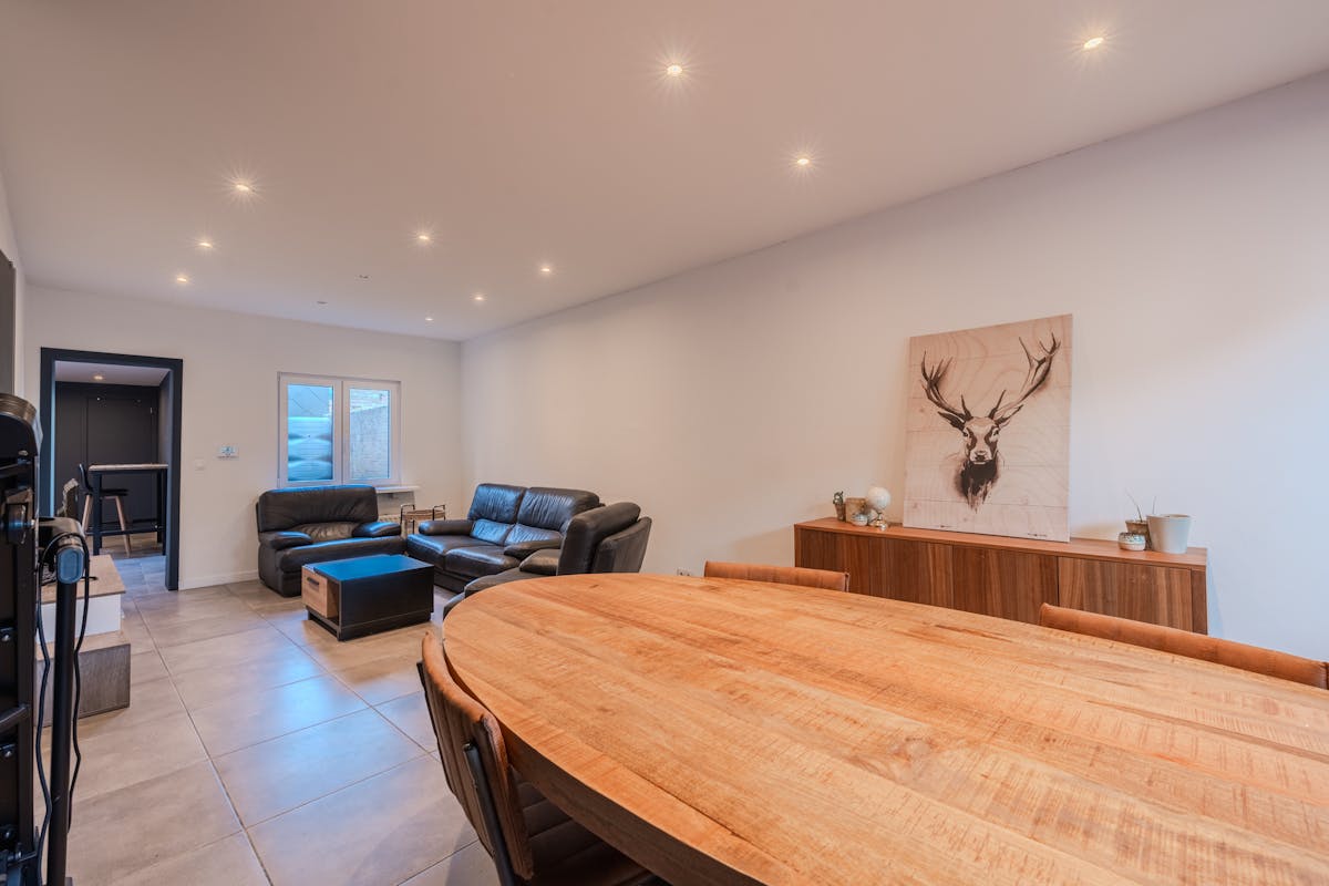 Maison rénovée à vendre au cœur de Mariakerke à Ostende - photo 4