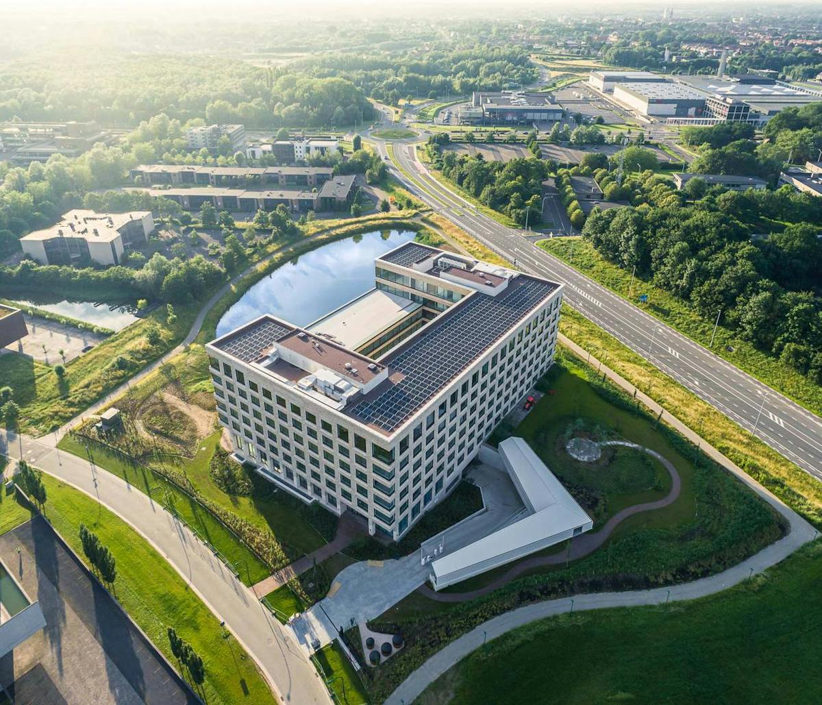 Kantoren te huur in Kortrijk Business Park - foto 1