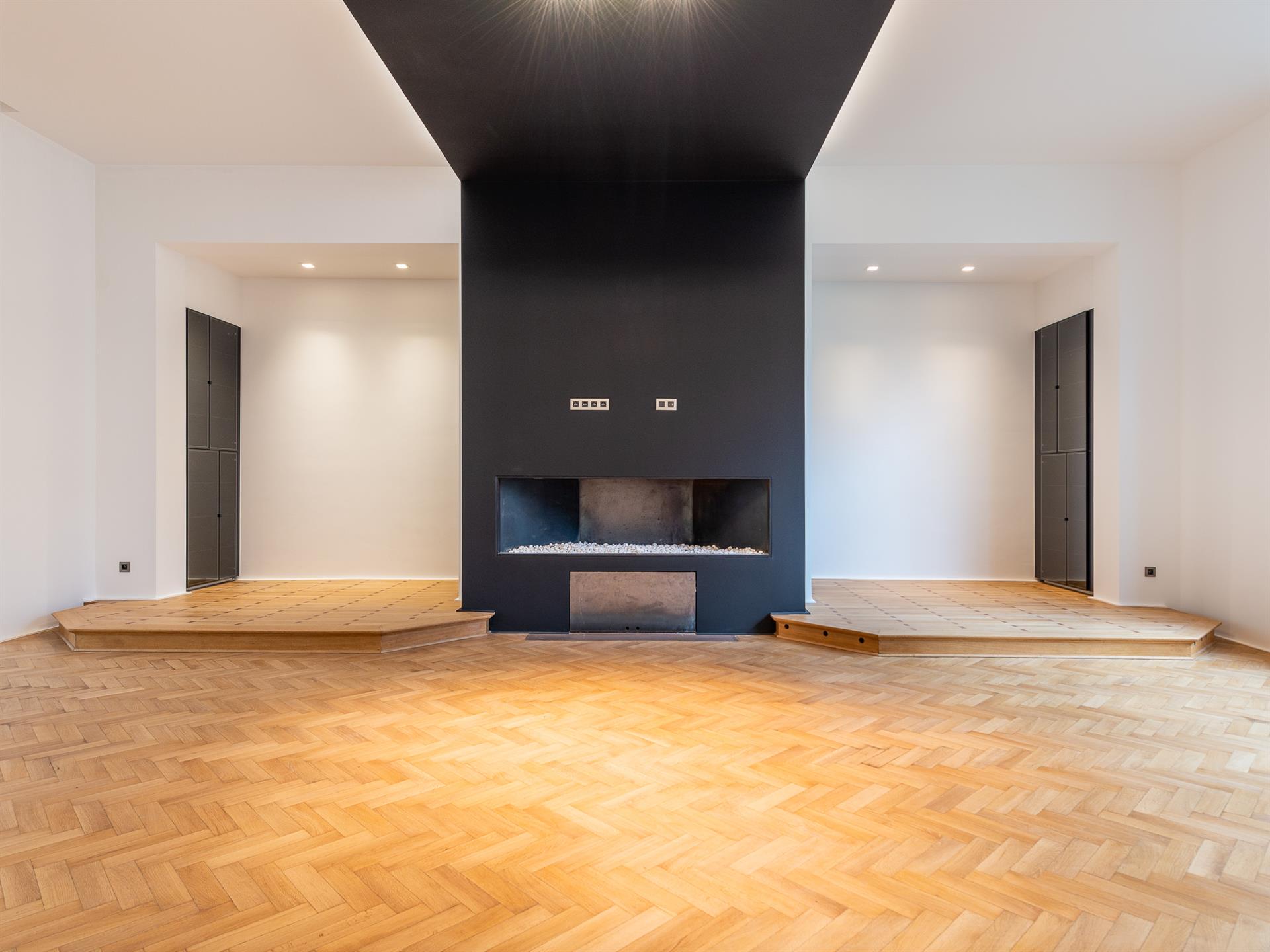 House for rent in Uccle with 7 bedrooms - photo 4