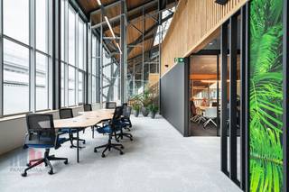 Well located move-in ready office space of +/- 1.478 m² for rent in the centre of Brussels with easy accessibility. The space is located in the historic Gare Maritime, a pioneering centre that combines unexpected shopping, working and hangout spaces. It is located along the canal in the progressive city district of Tour & Taxis. It is a destination where all businesses are impact-conscious. A place where innovation and art open debate and action to influence society for the better and accelerate the pace by taking the lead. As the vibrant heart of the Tour & Taxis neighbourhood, Gare Maritime mixes and matches co-creation-based businesses, a food hall, bars, food markets, terraces and unconventional shops. This extraordinary concept catalyses the neighbourhood. New hotspots and events create a pioneering energy that leaves people wondering Will Gare Maritime become Brussels' new lifestyle destination? We think so!<br />Available after consultation. Contact PANORAMA for additional information, plans or a no-obligation site visit 02 420 00 00.