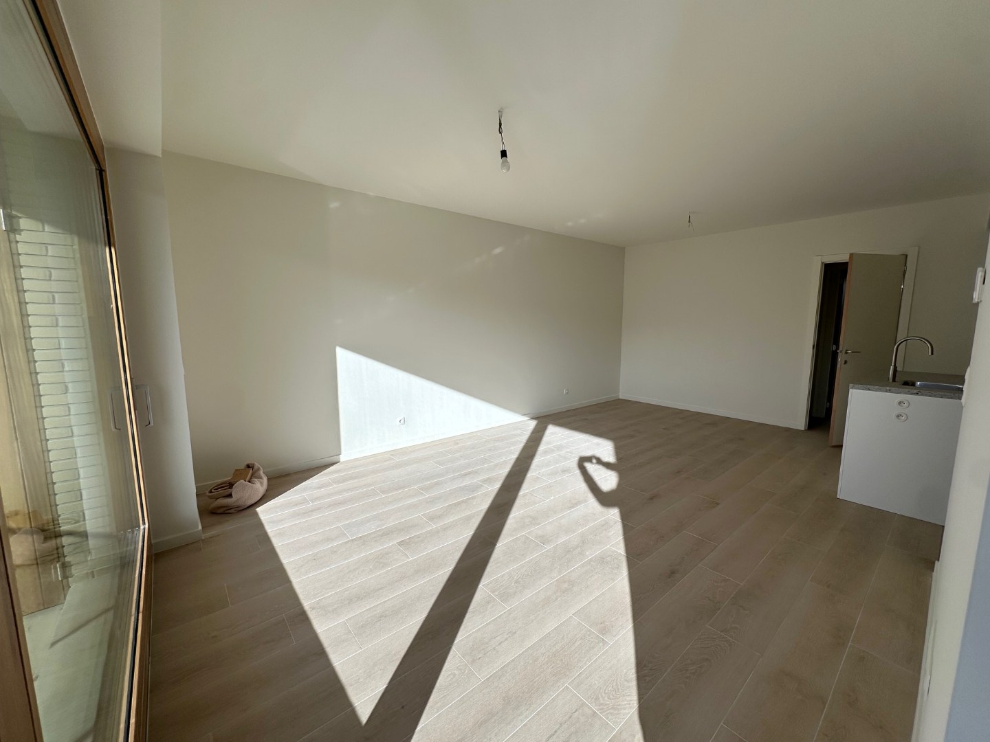 Appartement à louer à Anvers avec 2 chambres - photo 3