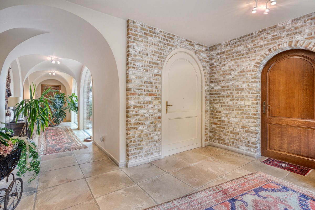 Exclusieve Spaanse villa welgelegen nabij de duinen en de zee. - foto 4