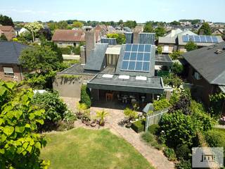 Deze villa is rustig gelegen op een perceel van 11 are met een mooie zongerichte en volledig afgesloten tuin, op wandelafstand van het centrum...