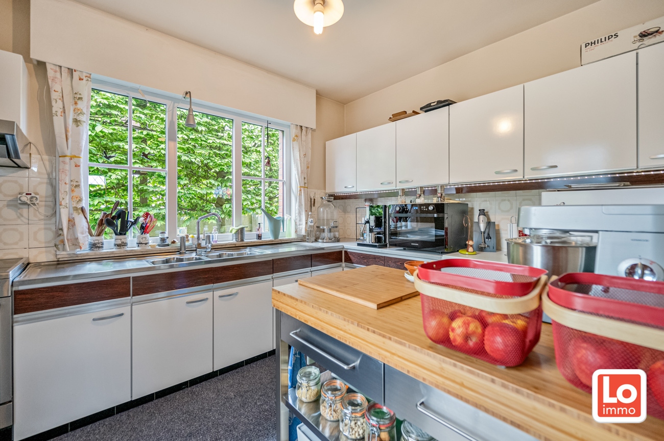 IN OPTIE! Degelijke alleenstaande woning met inpandige garage gelegen op een strategische locatie vlakbij Beervelde Dorp en het Park van Beervelde! - foto 5