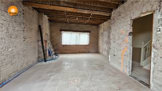 Te renoveren woning met veel potentieel in Eisden.Bent u op zoek naar een woning die u volledig kan renoveren? Deze te renoveren woning biedt tal van...