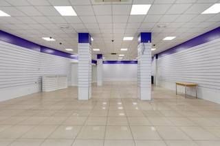 Propriété commerciale d'environ 220 m² à vendre dans un emplacement privilégié à Courtrai. Le bâtiment est situé à proximité de la...