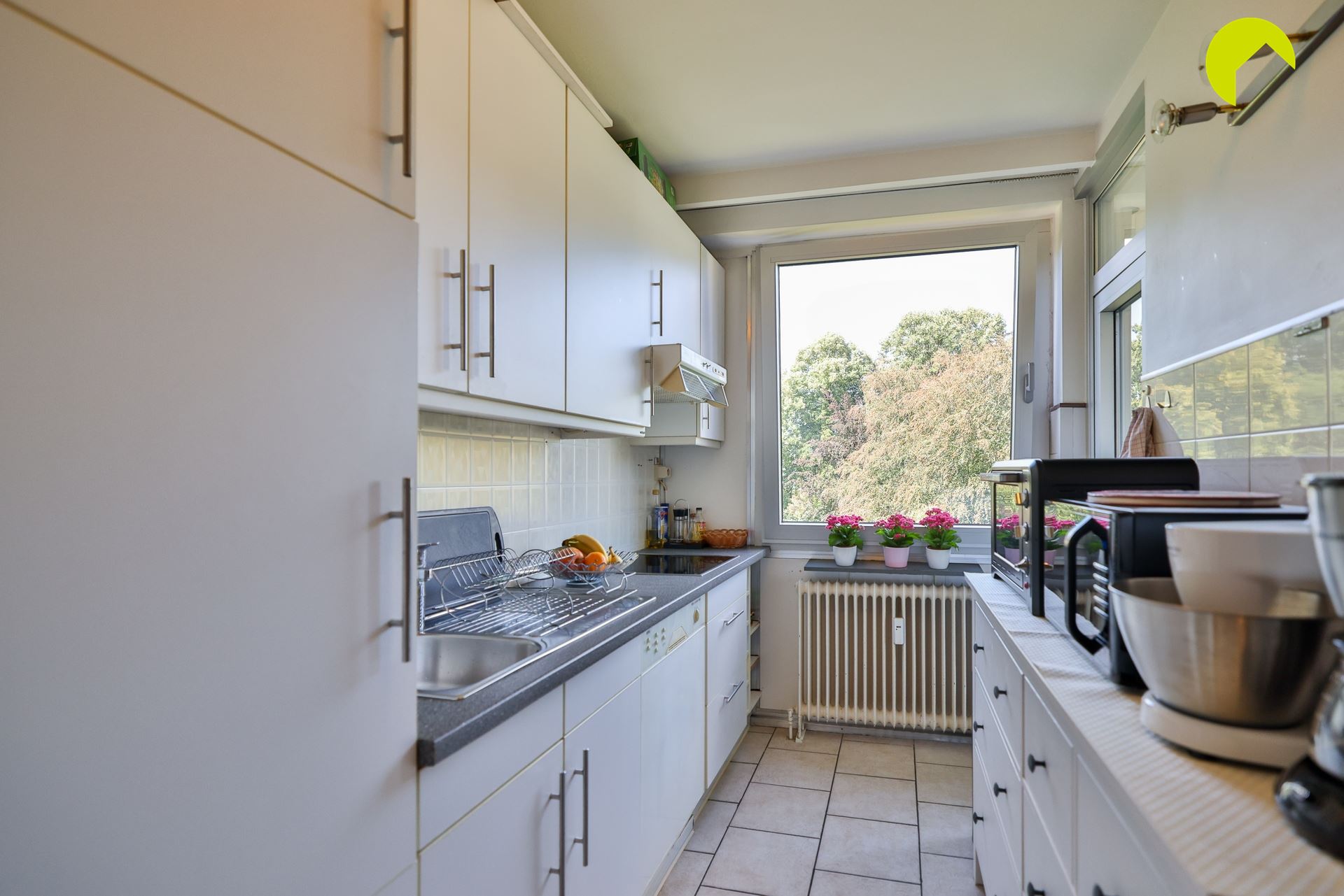 Ruim appartement met 2-3 slpks, 2 terrassen en groen uitzicht! - foto 4