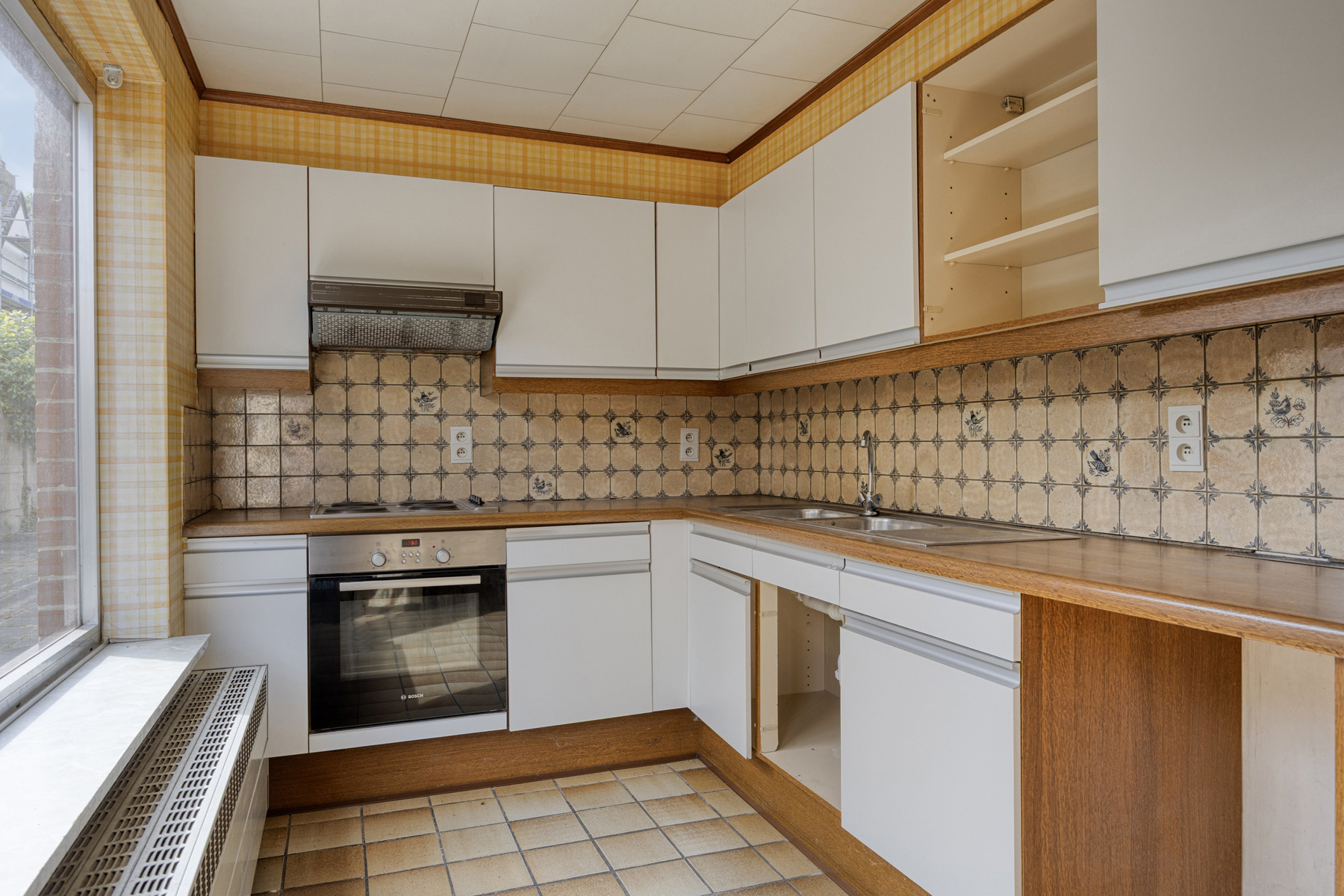 Gunstig gelegen op te knappen halfopen bebouwing - foto 3