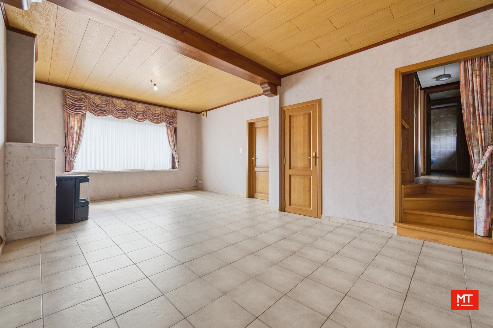 Te renoveren woning met 3 slaapkamers, garage en tuin te koop in Zonnebeke - foto 5