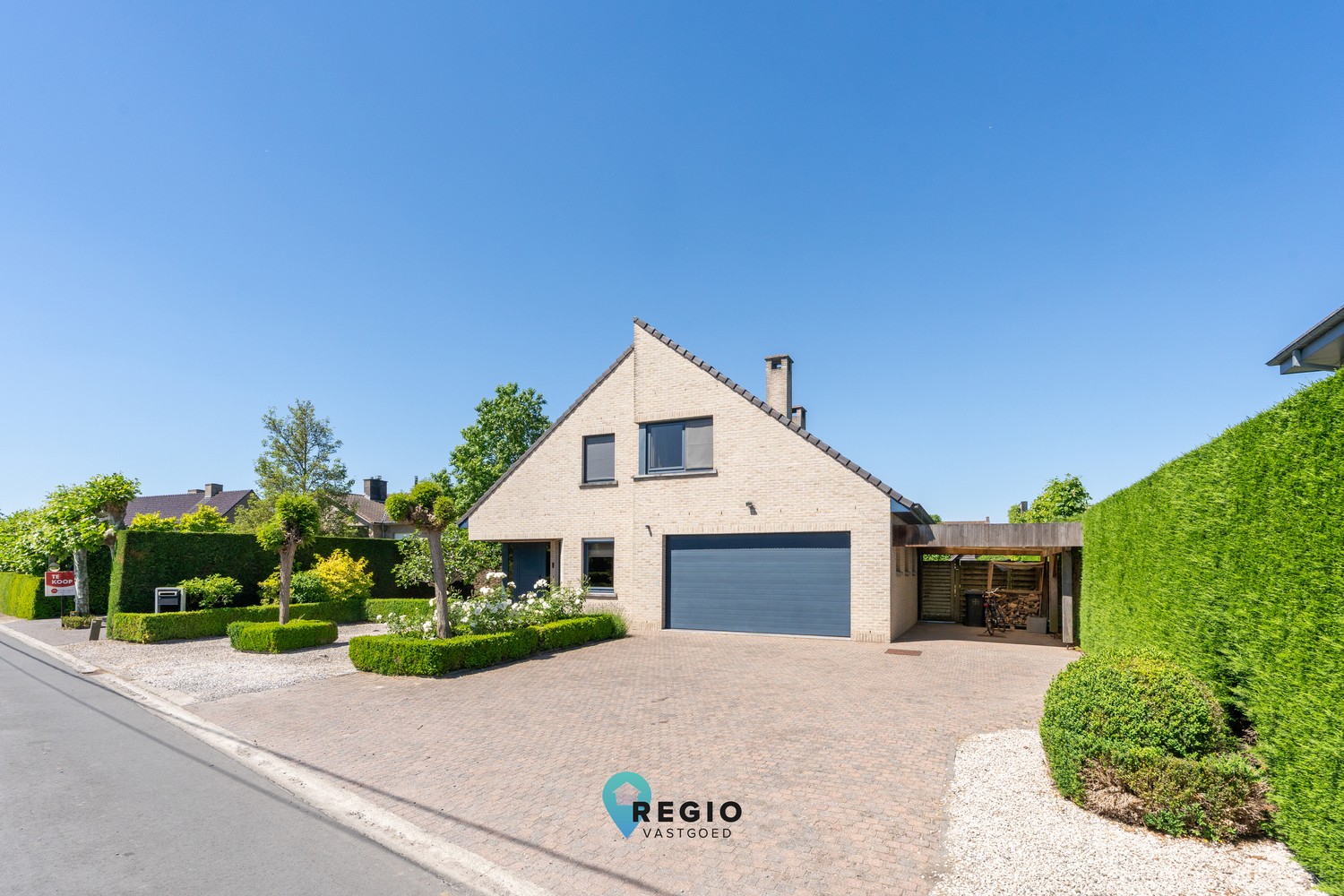 Tijdloze villa met zwembad en poolhouse op toplocatie nabij het centrum van Landegem - foto 3