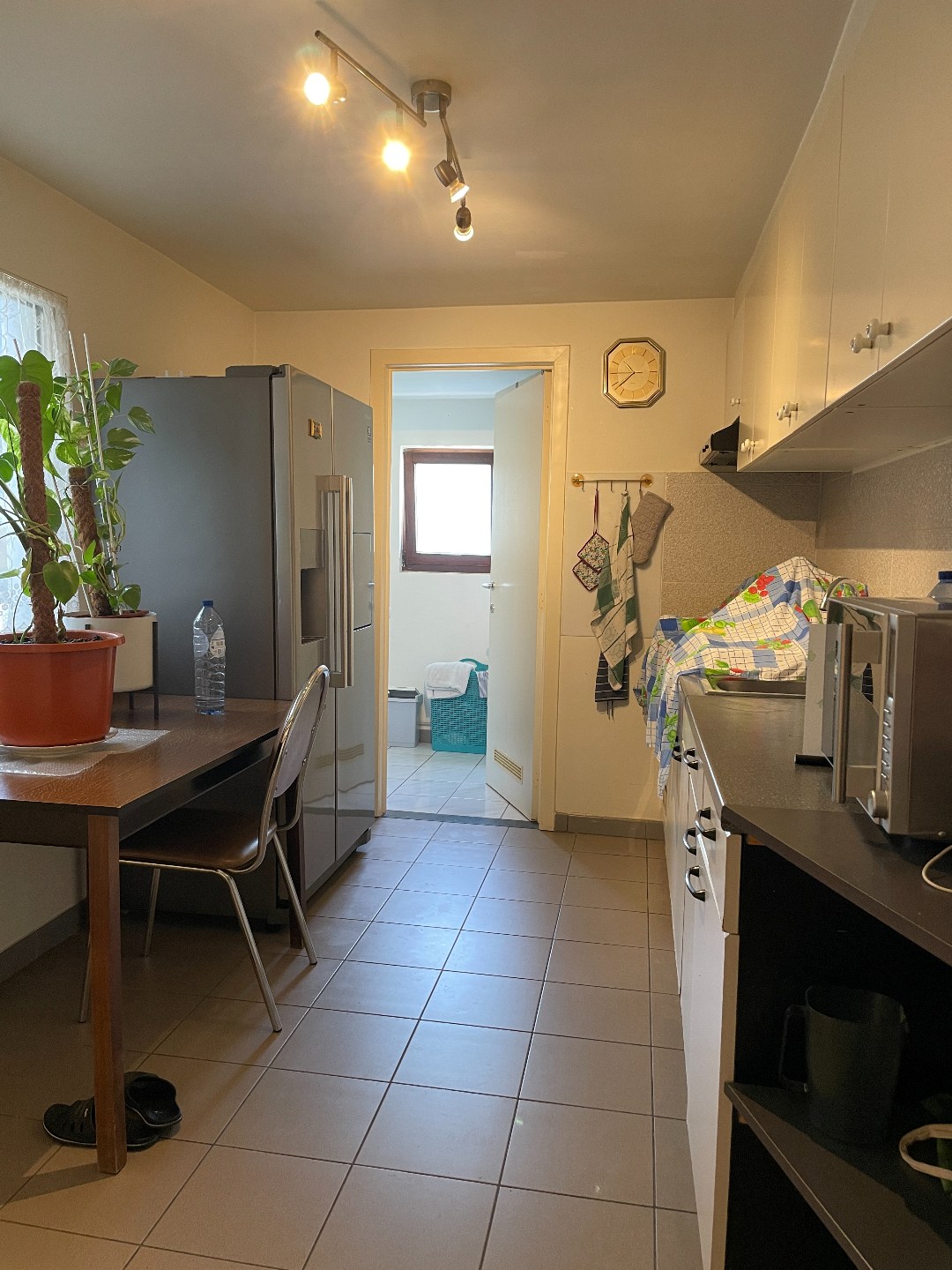 Instapklare rijwoning met tuin en terras in Heusden/Destelbergen, 2 slaapkamers, energielabel E, zuidwestelijke oriëntatie van de tuin - foto 4