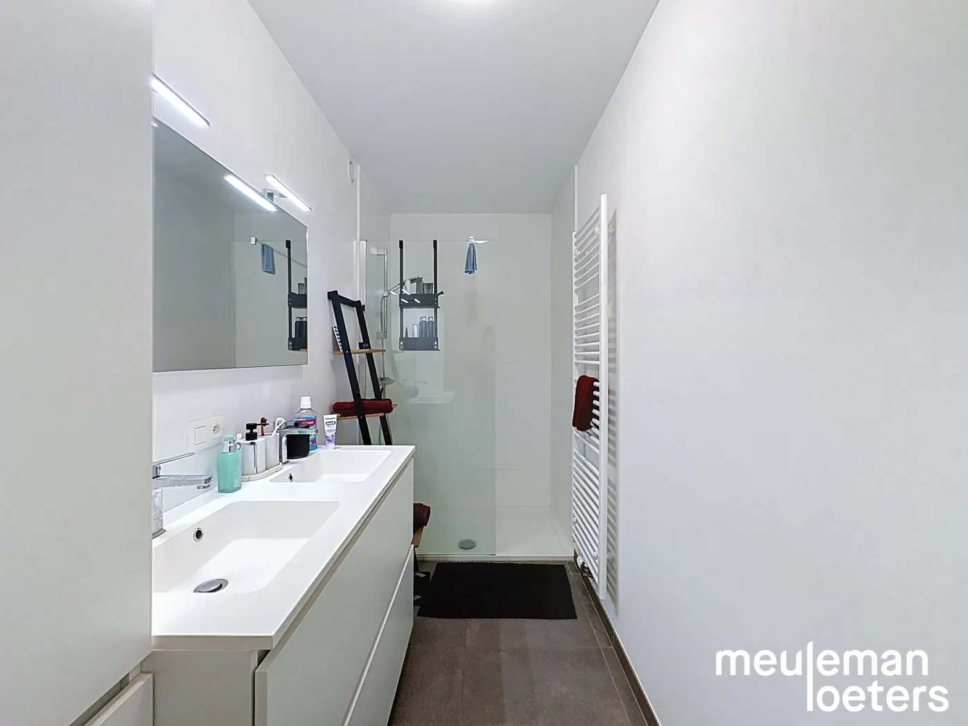Ruim gelijkvloers appartement met tuin  - foto 5