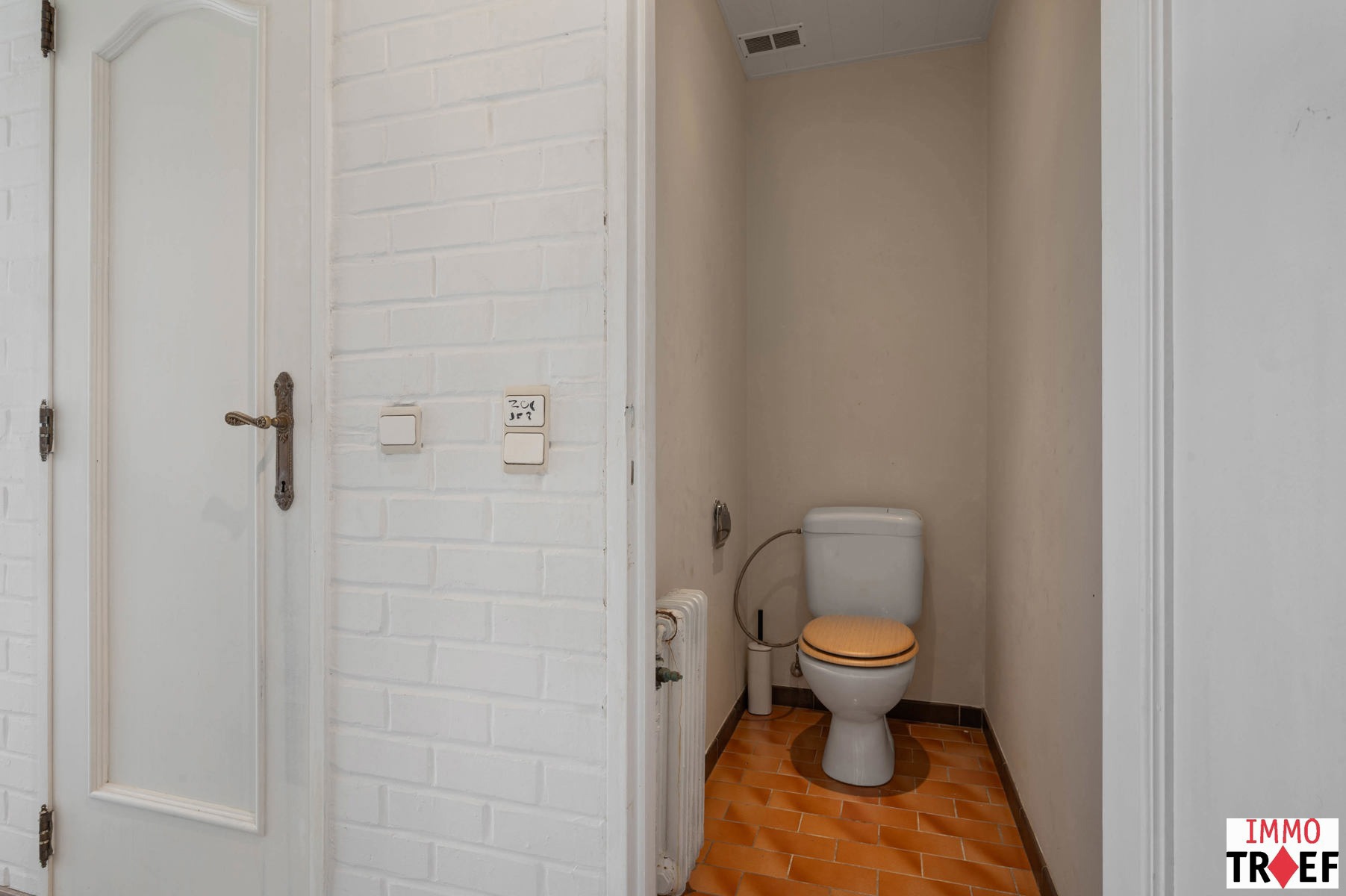 Appartement met twee slaapkamers centraal gelegen te Lebbeke - foto 4