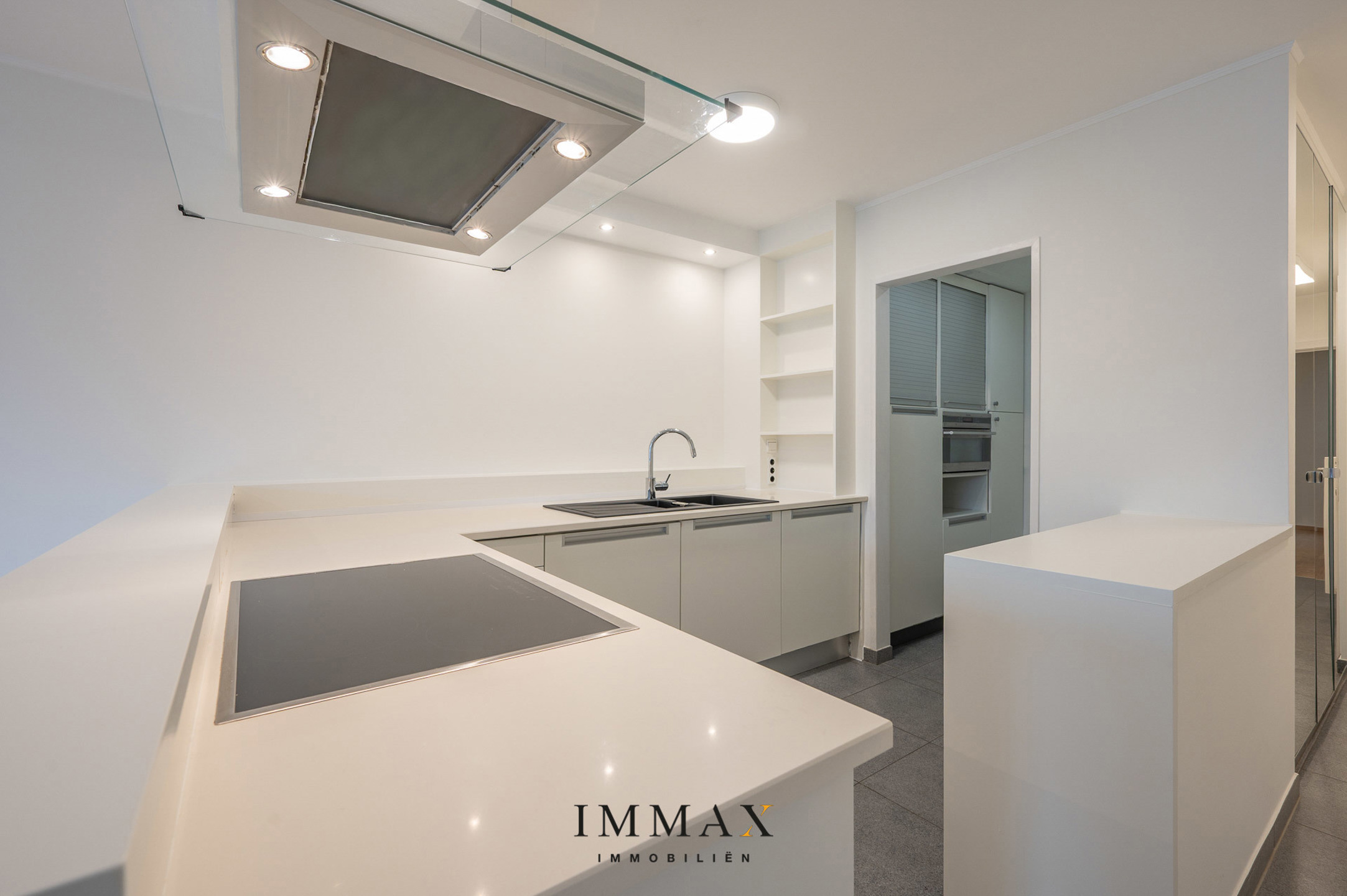 Apartment for sale in Knokke-Heist with 2 bedrooms - photo 5