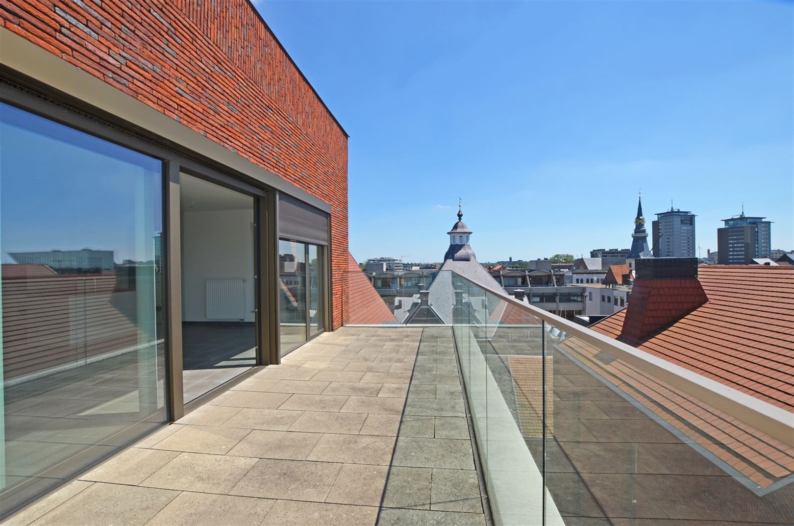 Lichtrijke serviceflat in prestigeproject 'Ursulinenhof' - foto 1