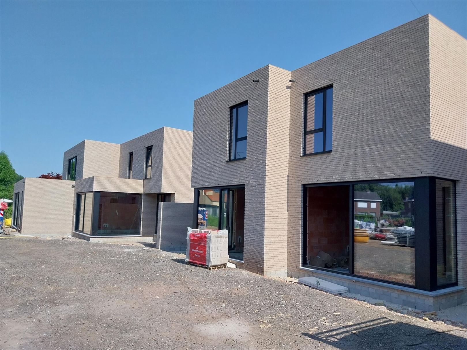 House for sale in Mol with 3 bedrooms - photo 1