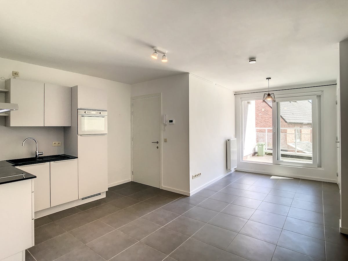 Recent apartment with 1 large bedroom and terrace in Ghent - photo 2