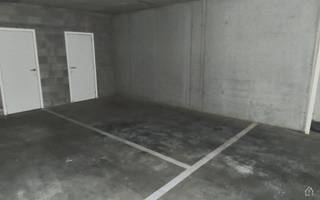 Ondergrondse autostaanplaats te koop in Onze-Lieve-Vrouw-Waver.Deze veilige staanplaats bevindt zich in het centrum in Onze-Lieve-Vrouw-Waver  en is...