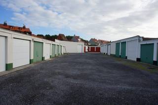 Garage te koop met makkelijke toegang.Oppervlakte: 19m²Onlangs vernieuwde poort.Garage nr 21...