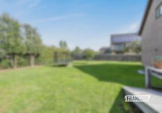 Zeldzame opportuniteit in Oostduinkerke: ruime vrijstaande villa op een topligging, met volledige privacy én een vergunde toeristische exploitatie met 5-sterrenclassificatie van Toerisme Vlaanderen.<br /><br />Deze stijlvolle villa is gelegen in een van de meest gegeerde residentiële buurten van Oostduinkerke, op wandelafstand van strand, duinen en natuur. Een unieke combinatie van rust, ruimte en een uitstekende ligging aan de Belgische kust.<br /><br />Ruime villa op een prachtig privédomein: De woning beschikt over een bewoonbare oppervlakte van ca. 353 m² en staat op een volledig omheind perceel van 785 m².<br /><br />De villa omvat:<br /><br />4 ruime slaapkamers<br /><br />2 badkamers<br /><br />royale leefruimtes met veel natuurlijk licht<br /><br />een fraai aangelegde en onderhoudsvriendelijke tuin<br /><br />een ruim terras<br /><br />maximale privacy<br /><br /> <br /><br />Ondergronds bevindt zich een uitzonderlijk ruime garage- en kelderverdieping van ca. 150 m², met plaats voor 2 à 3 wagens en ruime bergingsmogelijkheden.<br /><br />Op het terrein zijn bovendien nog 2 extra privéparkeerplaatsen aanwezig.<br /><br /> <br /><br />Topligging aan zee: Vanuit de woning wandelt u in enkele minuten naar het strand, de duinen en de natuur. U woont rustig in een groene residentiële omgeving, terwijl winkels, horeca en andere voorzieningen vlot bereikbaar zijn.<br /><br />Ook voor golf liefhebbers is de ligging bijzonder interessant: Golf Ter Hille bevindt zich vlakbij.<br /><br /> <br /><br />Vergunde 5-sterren toeristische exploitatie: Een bijzonder sterke troef is de aanwezige vergunde toeristische exploitatie met 5-sterrenclassificatie van Toerisme Vlaanderen.<br /><br />Hierdoor biedt deze eigendom meerdere mogelijkheden: als ruime gezinswoning, luxueus tweede verblijf, vakantiewoning of als combinatie van eigen gebruik en toeristische exploitatie.<br /><br /> <br /><br />Een dergelijke combinatie van wonen, privacy, topligging en toeristische meerwaarde is aan de Belgische kust bijzonder schaars.<br /><br /> <br /><br />Kenmerken:<br /><br />Perceel: 785 m²<br /><br />Bewoonbare oppervlakte: ca. 353 m²<br /><br />Garage/kelder: ca. 150 m²<br /><br />Garage: 2 à 3 wagens<br /><br />Extra parkeerplaatsen: 2<br /><br />Slaapkamers: 4<br /><br />Badkamers: 2<br /><br />Bouwjaar: 1979<br /><br />EPC: B – 196 kWh/m²/jaar<br /><br />Toeristische exploitatie: vergund<br /><br />Classificatie: 5 sterren – Toerisme Vlaanderen<br /><br /> <br /><br />Een uitzonderlijke villa op een uitzonderlijke locatie: Op wandelafstand van zee en duinen. Omgeven door rust en privacy. Royale woonoppervlakte. Ruim perceel. En met een vergunde 5-sterren toeristische exploitatie als unieke commerciële meerwaarde.<br /><br />Een eigendom met karakter én mogelijkheden, ideaal voor wie exclusief wil wonen aan zee en tegelijk waarde hecht aan het toeristische potentieel.<br /><br /> <br /><br />Contacteer ons voor meer informatie of een persoonlijke bezichtiging.