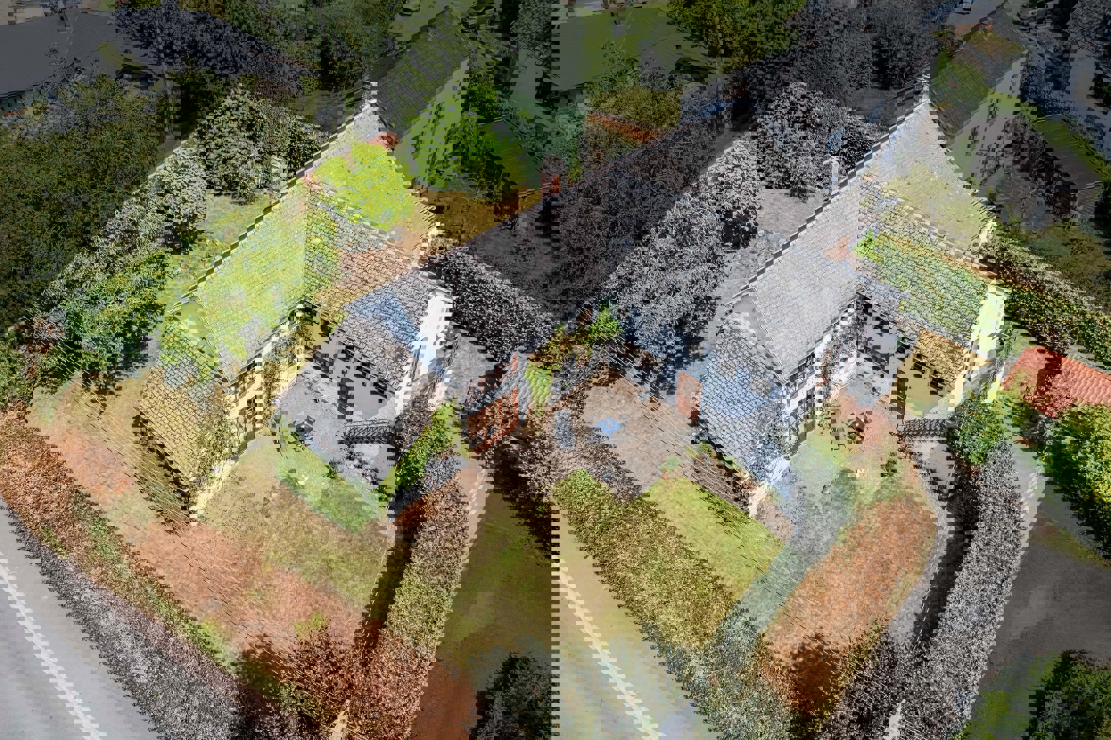 Huis te koop in Embourg met 5 slaapkamers - foto 1