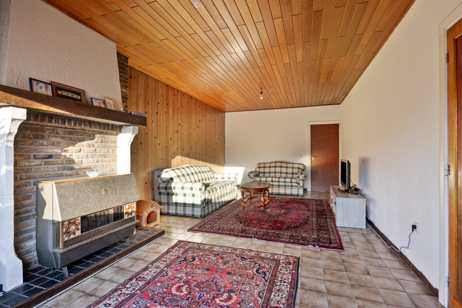 Te renoveren woning nabij het centrum van Mol ! - foto 2