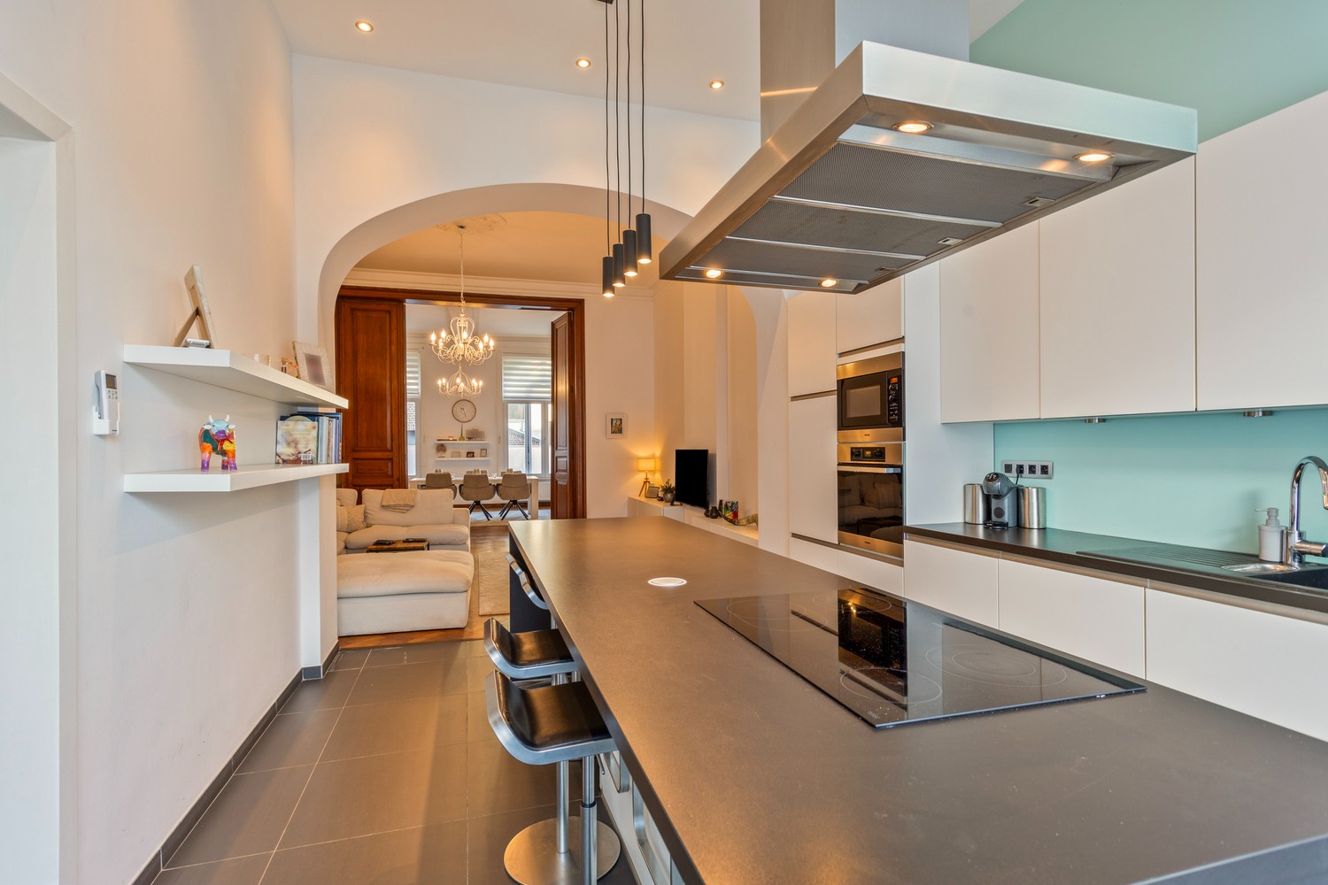 Prachtige herenwoning / B&amp;B in centrum Sint-Truiden te koop! - foto 5