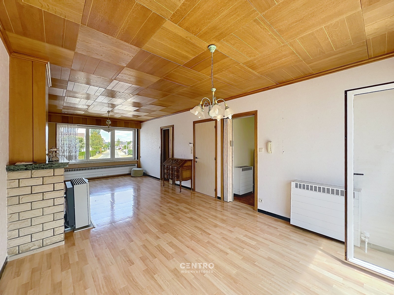 BEL-ETAGEWONING, perfecte basis voor lichte renovatie op een mooi ZUIDGERICHT perceel ! - foto 5