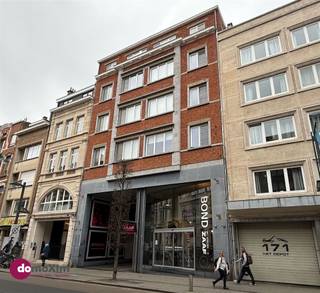 Modern furnished studio, suitable for one person, in the center of Leuven This studio is located on the Bondgenotenlaan and is fully furnished...