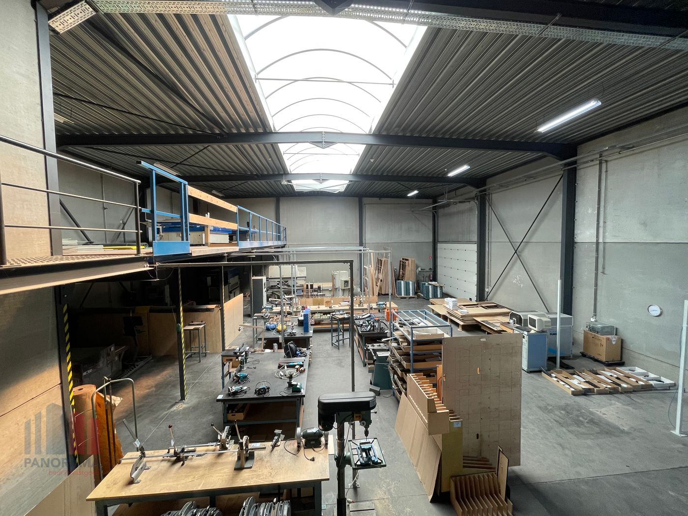 BEDRIJFSGEBOUW MET KANTOOR EN WONING TE ROESELARE - foto 3