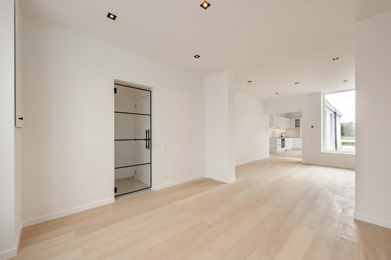 ✨Halfopen, volledig gerenoveerde gezinswoning met 3 slaapkamers TE KOOP in Rekkem! - foto 5