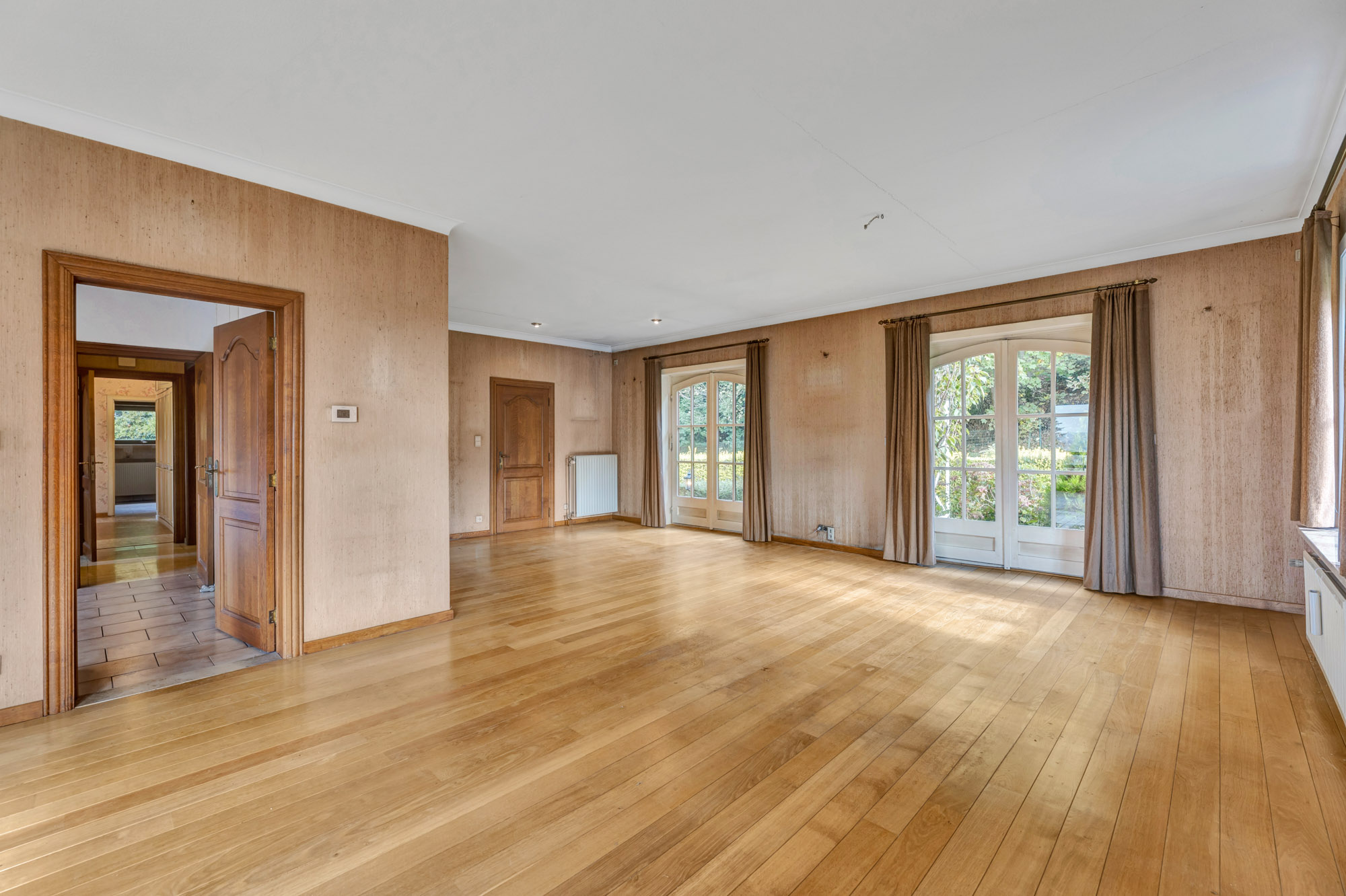 Ruime villa met 4 slpk met bouwgrond op +-18a met mooi zicht - foto 5