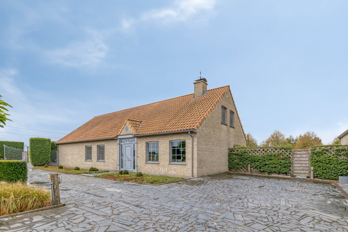 Huis met magazijn op een rustige locatie in Zwevezele - foto 4