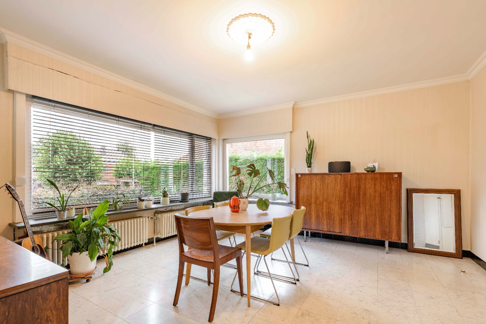 KARAKTERVOLLE ALLEENSTAANDE WONING MET 5 SLAAPKAMERS EN TUIN - foto 5