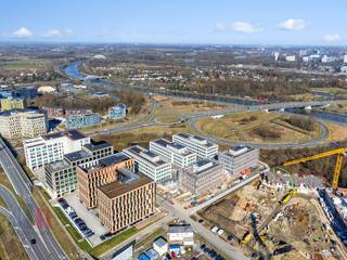 Dit uitzonderlijk kantoorgebouw van 3.841 m² maakt deel uit van het hoogwaardig kantorencomplex "Atmos", bestaande uit vijf...