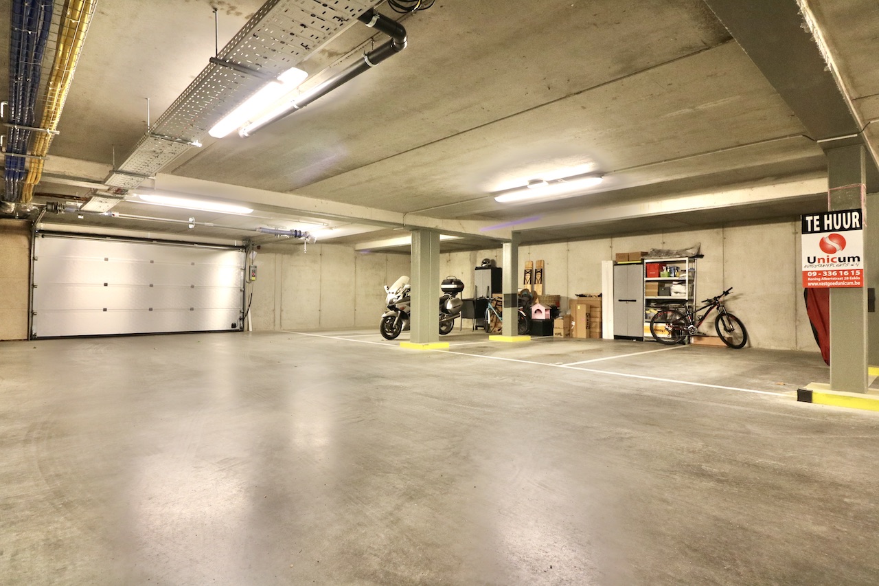 Garage for rent in Adegem - photo 2