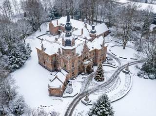 LANCERING EXCLUSIEVE KASTEELAPP. en PENTHOUSE - Res. LAKEVIEW - Kasteel van KAPELLENWonen op een historisch exclusief kasteeldomein in Kapellen. Het...