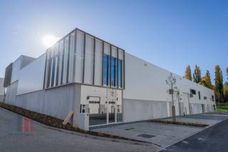 Bedrijvenpark Piepelboom is de ideale keuze voor wie een bedrijfsruimte zoekt op een strategische locatie in Tienen. Dit bedrijvenpark ligt in...