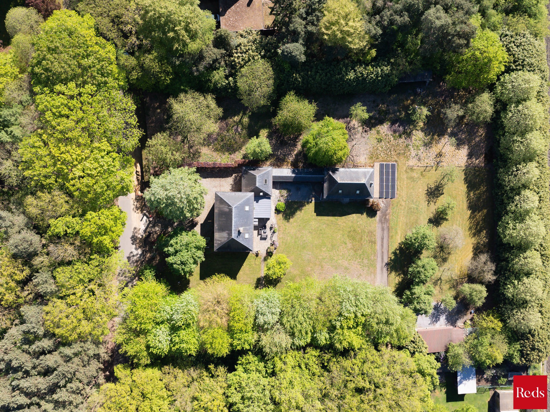 Karaktervolle villa op ruim perceel - foto 2